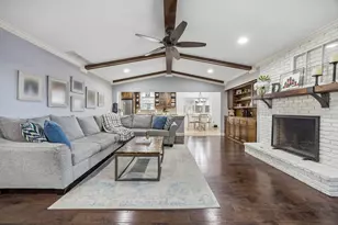 9435 Hunters Creek Dr, Dallas, TX 75243 - Photo 10