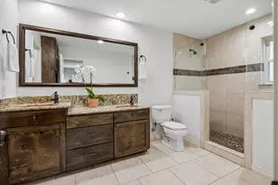 9435 Hunters Creek Dr, Dallas, TX 75243 - Photo 22
