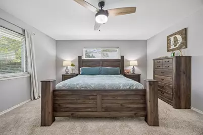 9435 Hunters Creek Drive, Dallas, TX 75243 - Photo 20