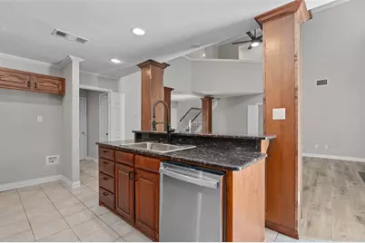 421 W Windsor Drive, Denton, TX 76207 - Photo 6