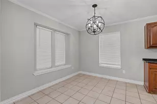 421 W Windsor Dr, Denton, TX 76207 - Photo 4