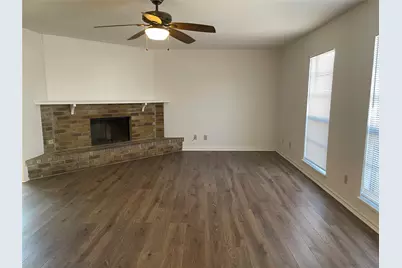 7533 Parkwood Lane, Fort Worth, TX 76133 - Photo 4