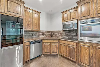 1001 Marigold Court, Granbury, TX 76049 - Photo 12