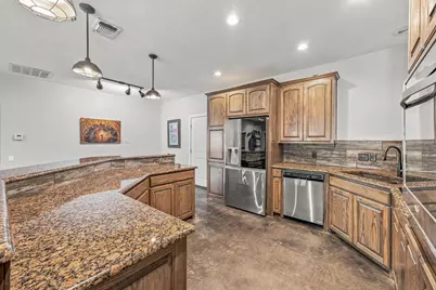 1001 Marigold Court, Granbury, TX 76049 - Photo 10