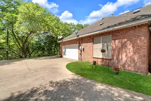 18 Red Bluff Ct, Mansfield, TX 76063 - Photo 28