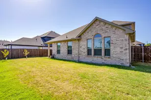 112 Everest Ct, Burleson, TX 76028 - Photo 20
