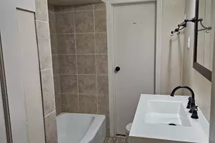 2515 Denison St, Denton, TX 76201 - Photo 2