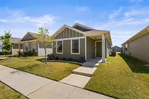 461 Whistlestop Wy, Ferris, TX 75125 - Photo 2
