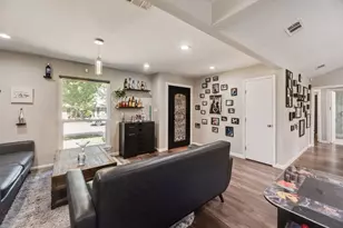 17628 Medina Dr, Dallas, TX 75287 - Photo 4