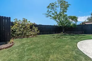 17628 Medina Dr, Dallas, TX 75287 - Photo 32