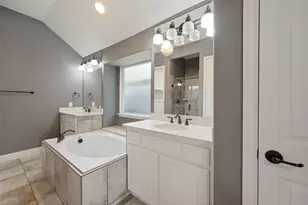 12908 Holbrook Dr, Farmers Branch, TX 75234 - Photo 24