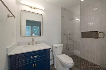 12908 Holbrook Drive, Farmers Branch, TX 75234 - Photo 18