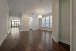 12908 Holbrook Dr, Farmers Branch, TX 75234 - Photo 6