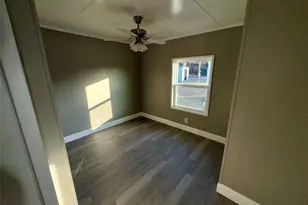 5345 Brown Ln, Fort Worth, TX 76140 - Photo 4
