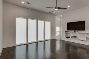 5711 Bryan Pkwy, Dallas, TX 75206 - Photo 6