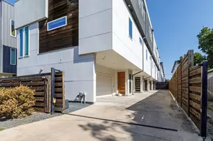 5711 Bryan Pkwy, Dallas, TX 75206 - Photo 2