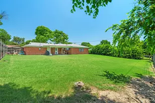 8037 Pinewood Dr, Benbrook, TX 76116 - Photo 24