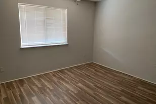4451 Posada Dr, Dallas, TX 75211 - Photo 10