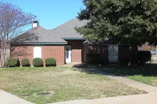 1303 S 5th St, Midlothian, TX 76065 - Photo 1