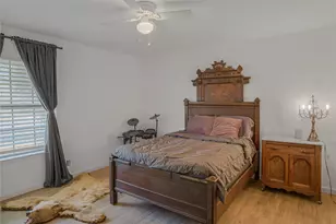 1212 Fourth St, Granbury, TX 76048 - Photo 8