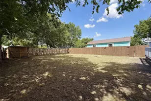 903 Moore St, McKinney, TX 75069 - Photo 32