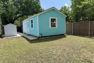 903 Moore St, McKinney, TX 75069 - Photo 34