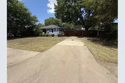 903 Moore Street, McKinney, TX 75069 - Photo 4