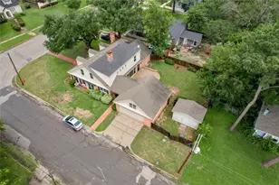 601 N 25th St, Corsicana, TX 75110 - Photo 4