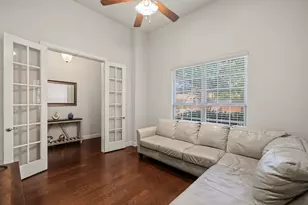 401 Middleton Dr, Roanoke, TX 76262 - Photo 6
