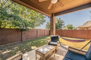 401 Middleton Dr, Roanoke, TX 76262 - Photo 34