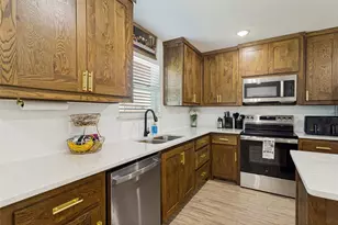 205 Altom Rd, Springtown, TX 76082 - Photo 10