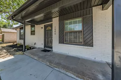 1546 Oakbrook Street, Lancaster, TX 75134 - Photo 4