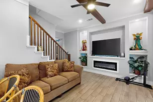 1901 Avenue E, Grand Prairie, TX 75051 - Photo 8