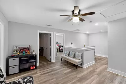 1901 Avenue E, Grand Prairie, TX 75051 - Photo 14