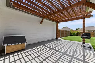 2038 Buttonwood St, Lancaster, TX 75146 - Photo 24