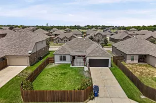 2038 Buttonwood St, Lancaster, TX 75146 - Photo 30