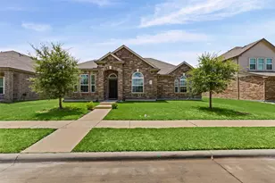 2038 Buttonwood St, Lancaster, TX 75146 - Photo 4