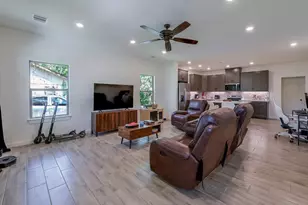 305 W Fifth St, Maypearl, TX 76064 - Photo 8