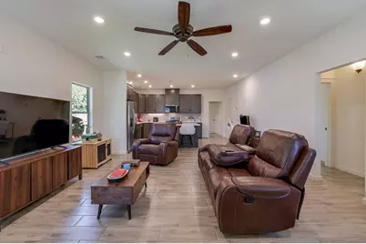 305 W 5th Street, Maypearl, TX 76064 - Photo 4