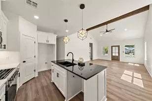 3317 Bagby Ave, Waco, TX 76711 - Photo 2