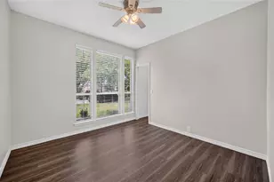 423 Halifax Dr, Coppell, TX 75019 - Photo 6