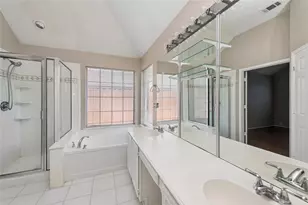 10613 Brandenberg Dr, Frisco, TX 75035 - Photo 18