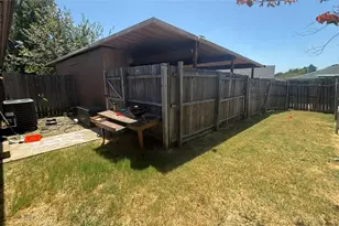 1036 Enfilar Ln, Arlington, TX 76017 - Photo 20