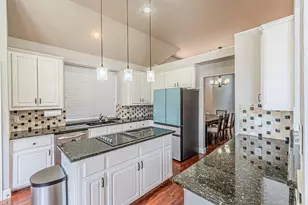 1025 Basilwood Dr, Coppell, TX 75019 - Photo 10