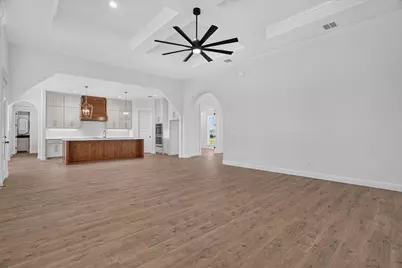 6911 Eagle Creek Drive, Godley, TX 76044 - Photo 8