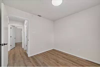 753 Red Oak Drive, Lewisville, TX 75067 - Photo 16