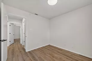 753 Red Oak Dr, Lewisville, TX 75067 - Photo 16