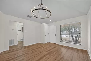 753 Red Oak Dr, Lewisville, TX 75067 - Photo 6