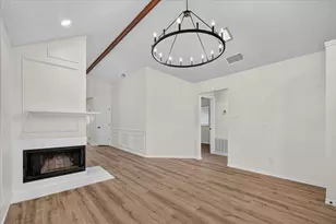 753 Red Oak Dr, Lewisville, TX 75067 - Photo 4