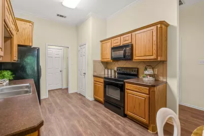 502 S Main Street #B, Aubrey, TX 76227 - Photo 12